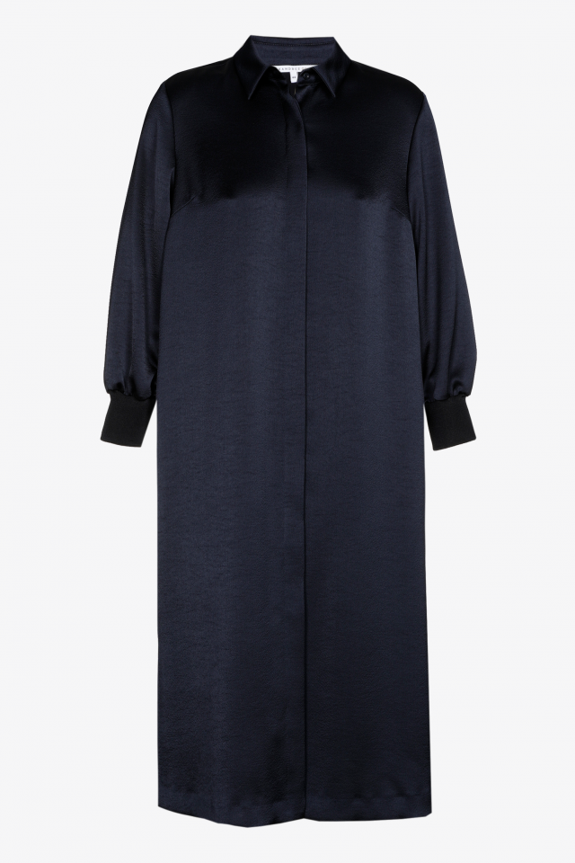 Durchgeknöpftes Kleid mit kleinem Kragen