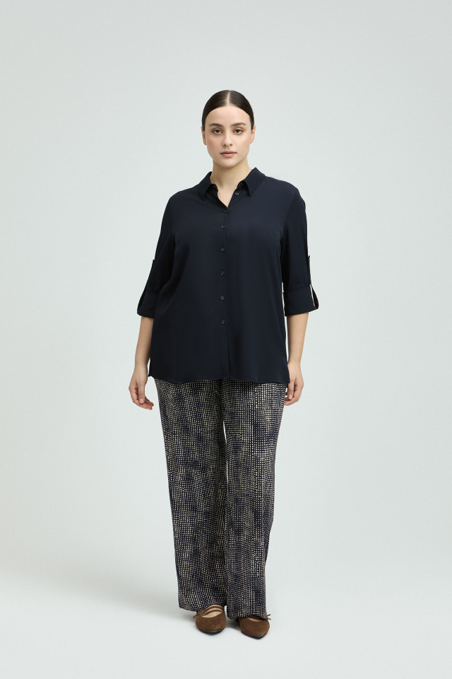 Trousers with playful pattern