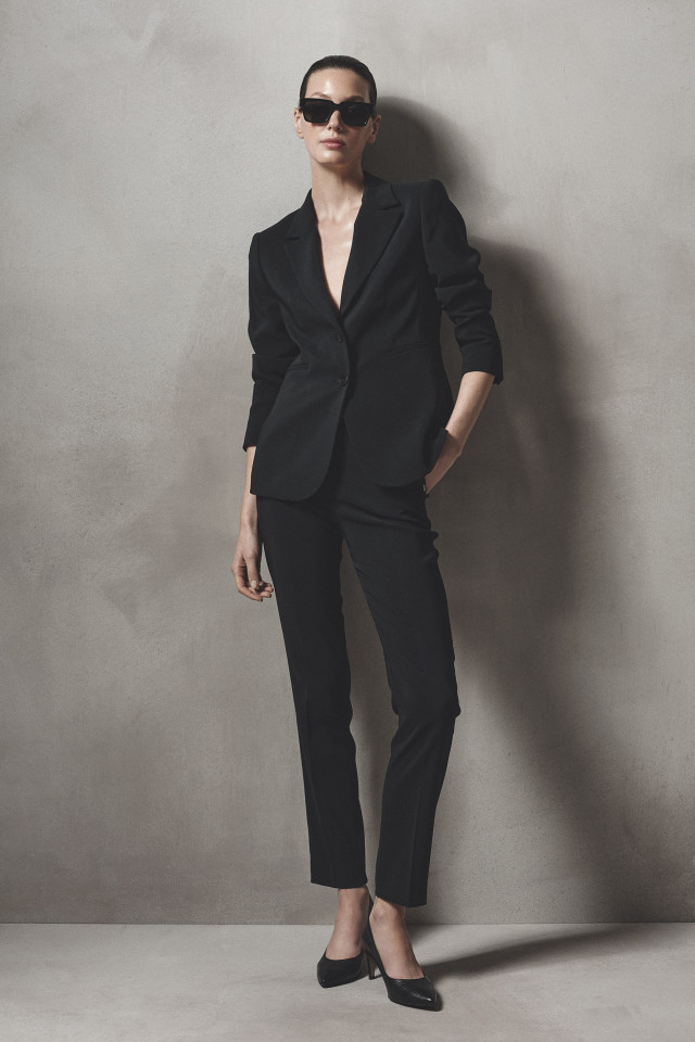 Lookbook: Black wrinkle-free chinos + Tailored black wrinkle-free blazer