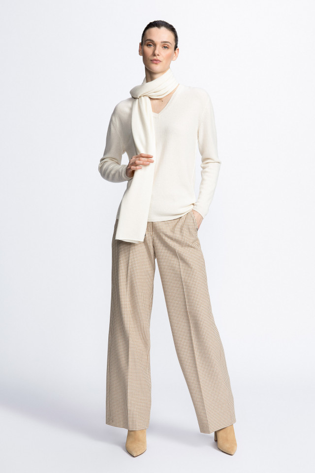 White cashmere jumper with a V-neck