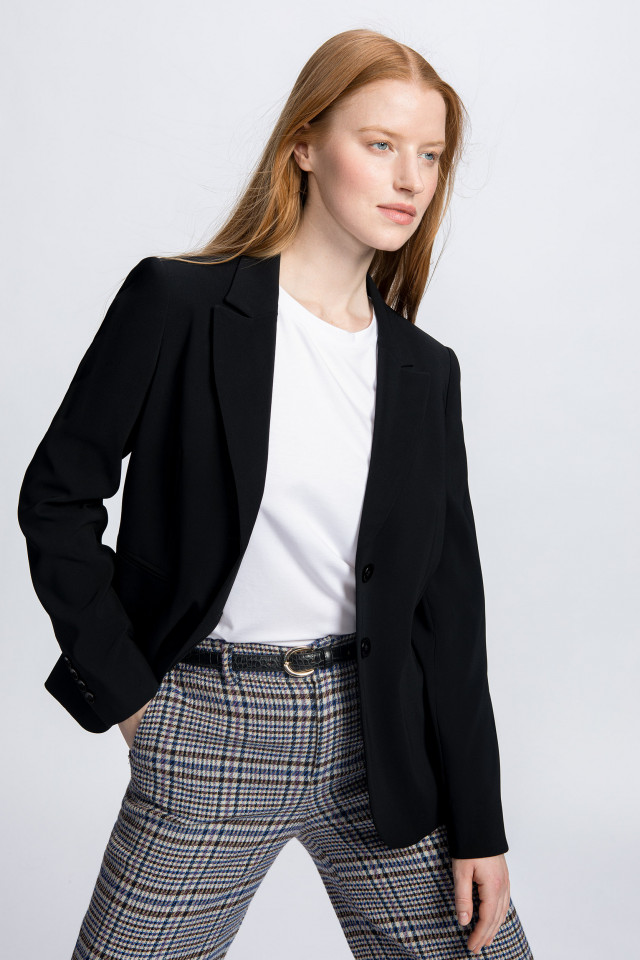 Tailored black wrinkle-free blazer