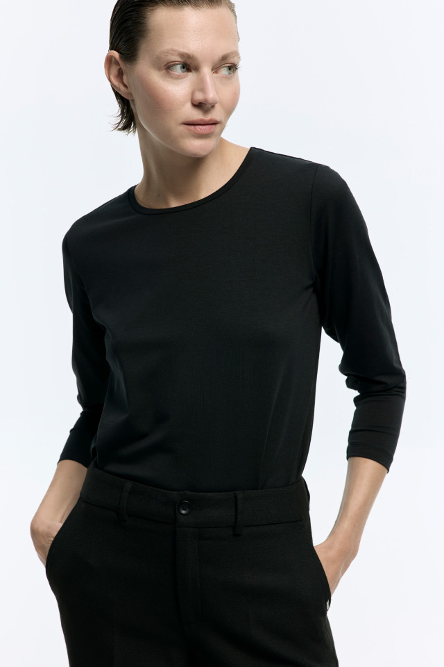 T-shirt à col rond et manches longues