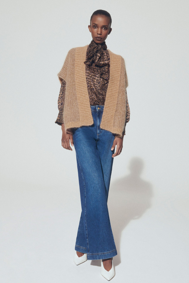Jeansbroek met wijde pijpen