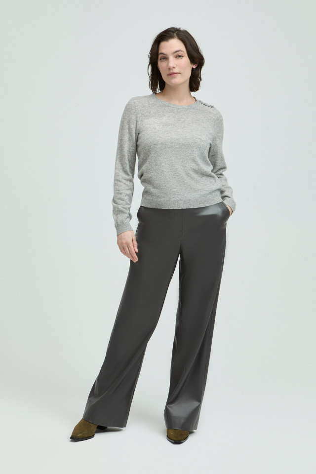 Lookbook: Faux leather broek + Trui in wolmix  + Stijlvolle handtas + Suède enkellaarzen