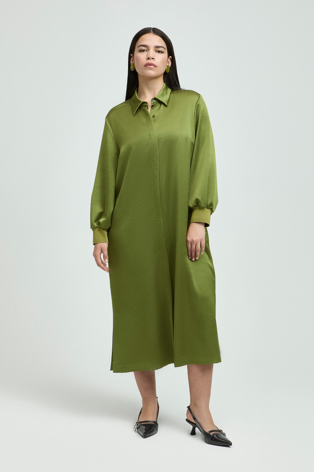 Lookbook: Slingback met kitten heel + Oorbellen met organische steen + Doorknoopjurk met kraag