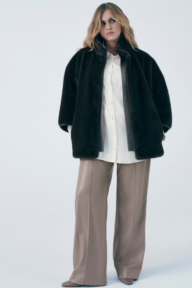 Lookbook: Faux leather trousers + Blouse with striped tie + Shirt with lurex + Faux fur jacket + Leather ankle boots