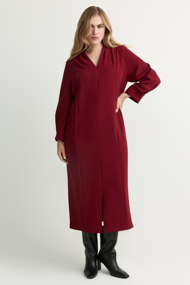 Lookbook: Lederstiefeletten + Langes Kleid aus Kreppstoff
