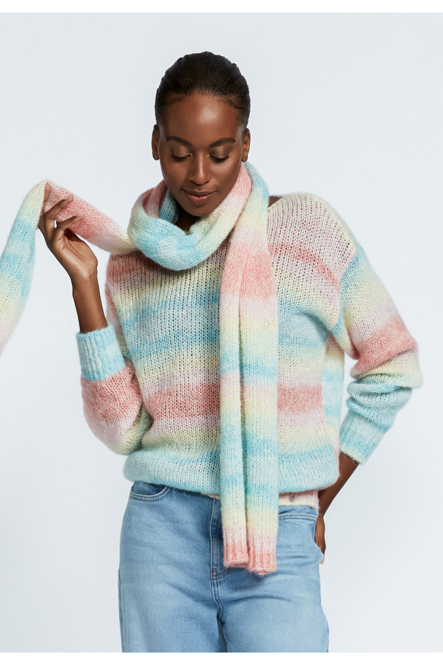 Wool blend jumper with round neck