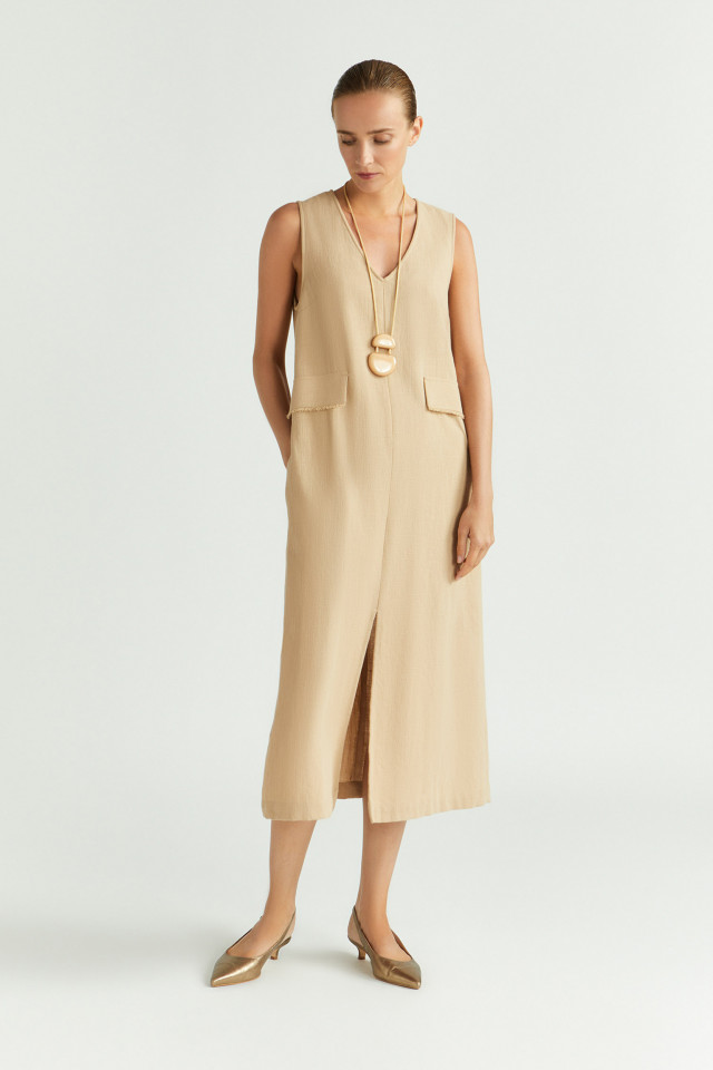 Lookbook: A-lijn jurk met linnenlook + Slingback met kitten heel + Ketting met tweedelige hanger