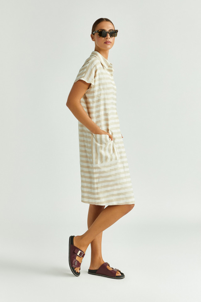 Lookbook: Gestreept jurkje + Zomerslipper + Recycleerbare zonnebril