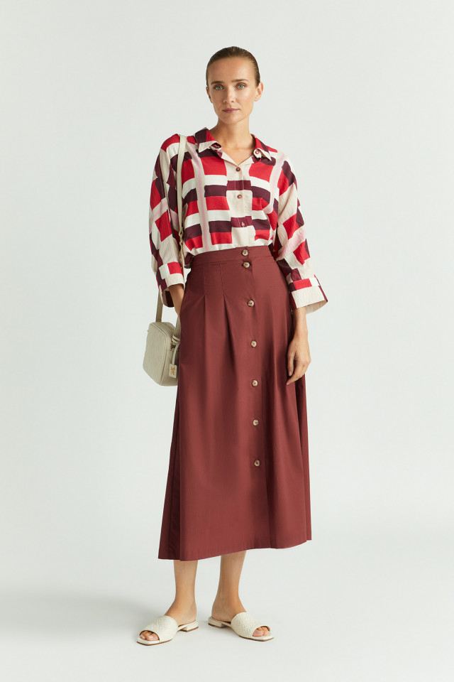 Lookbook: Blouse with watercolour print + Button-down skirt made from organic cotton + Cross body bag + Leather sandals