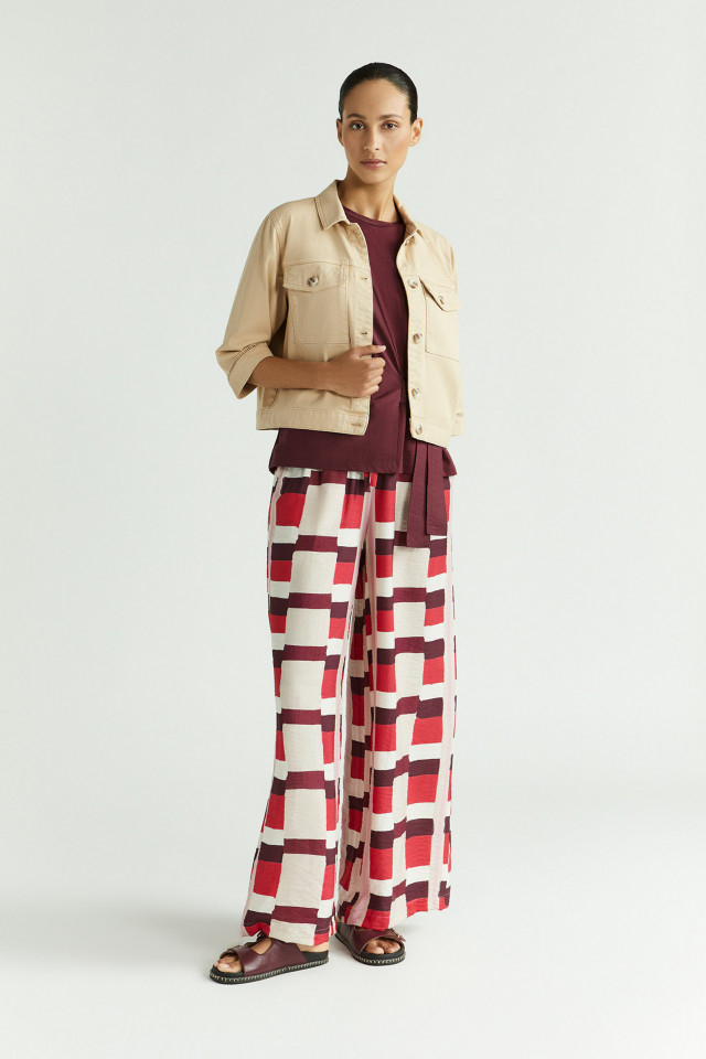 Lookbook: Broek met aquarelprint + T-shirt met binder + Kort jasje met entre deux + Zomerslipper