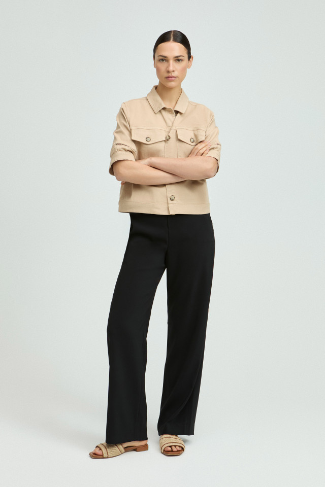 Lookbook: Short jacket with lace insert + Summer sandals + Black spaghetti-strapped top + Black loose-fitting trousers
