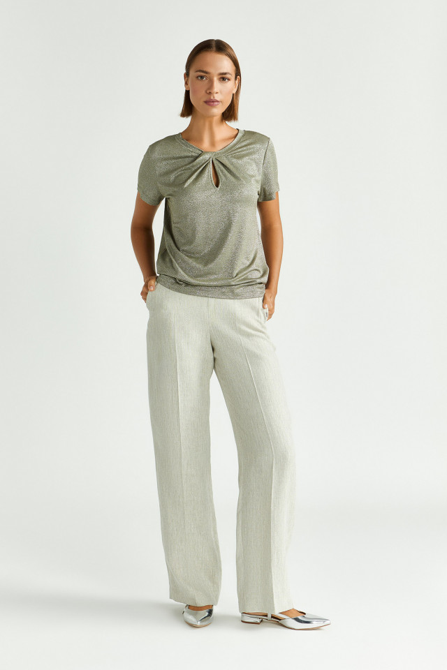 Lookbook: T-shirt met lurex + Broek met pinstripe in lurex + Elegante slingback