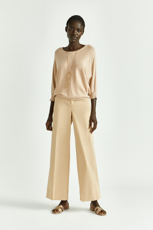 Lookbook: Pantalon à jambes larges en coton + Pull fluide en lurex + Mules Xandres + Collier long plaqué or mat avec forme organique