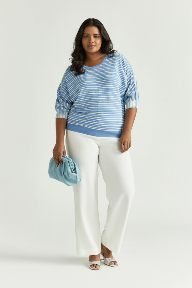 Lookbook: Gestreepte pull met pofmouw + Soepelvallende broek met wijde pijpen + Cloud bag clutch + Feestelijke hakken