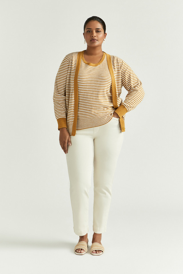 Lookbook: Gilet rayé en jersey + Pull rayé en jersey + Pantalon estival à jambes étroites + Mules d’été + Boucles d’oreilles avec pendentif en deux parties