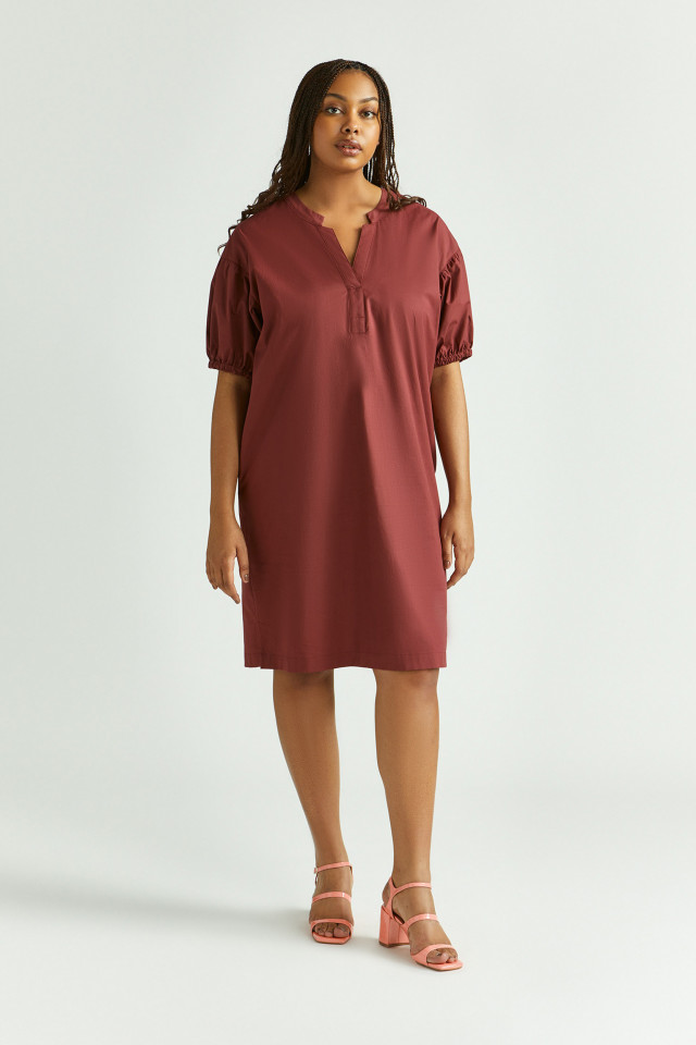 Lookbook: Robe droite en coton biologique + Sandales à talon carré
