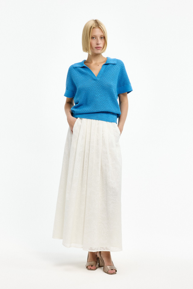 Lookbook: Jupe en dentelle + Pull sans manches à col polo + Sandales festives