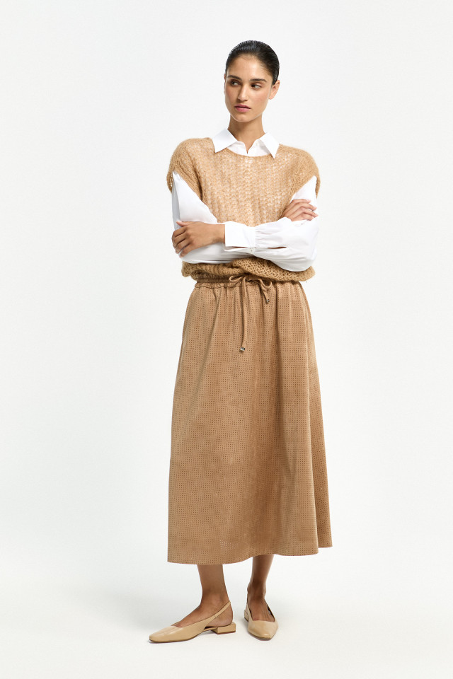 Lookbook: Tunique à manches larges + Jupe souple en faux daim + Débardeur tricoté avec de la laine d'alpaga