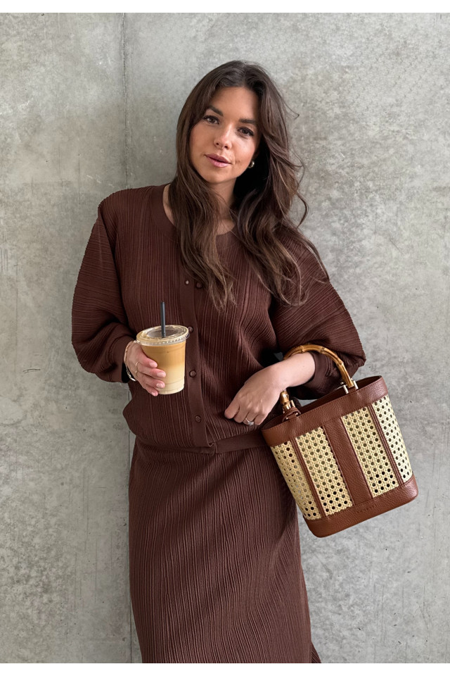 Lookbook: Cardigan in stretch knit + Rok in stretch knit + Bucket bag boho chic